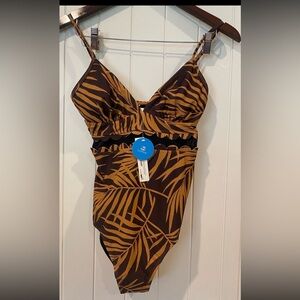 One Piece Cupshe  Swimsuit  size Small